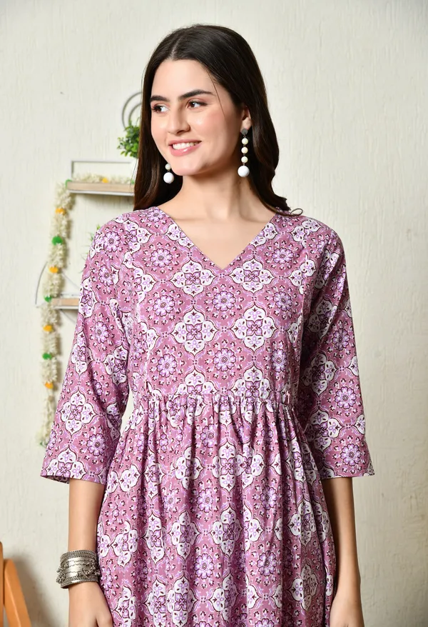 Floral_Feeding_Maternity_Kurti__For_Women