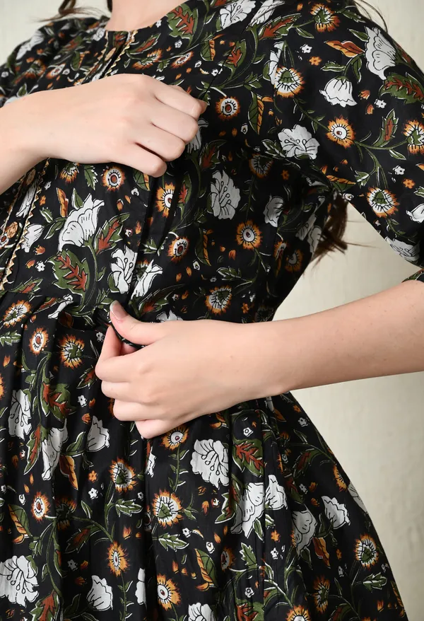 Floral_Feeding_Maternity_Kurti__For_Women