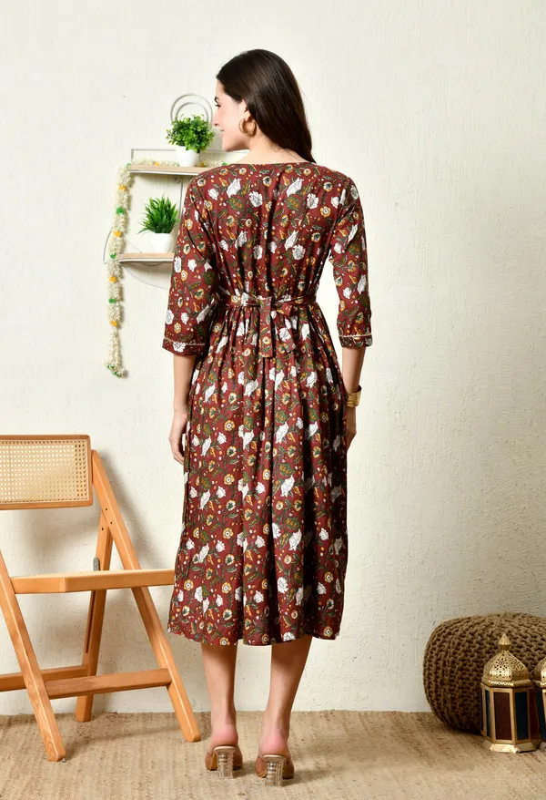 Floral_Feeding_Maternity_Kurti__For_Women