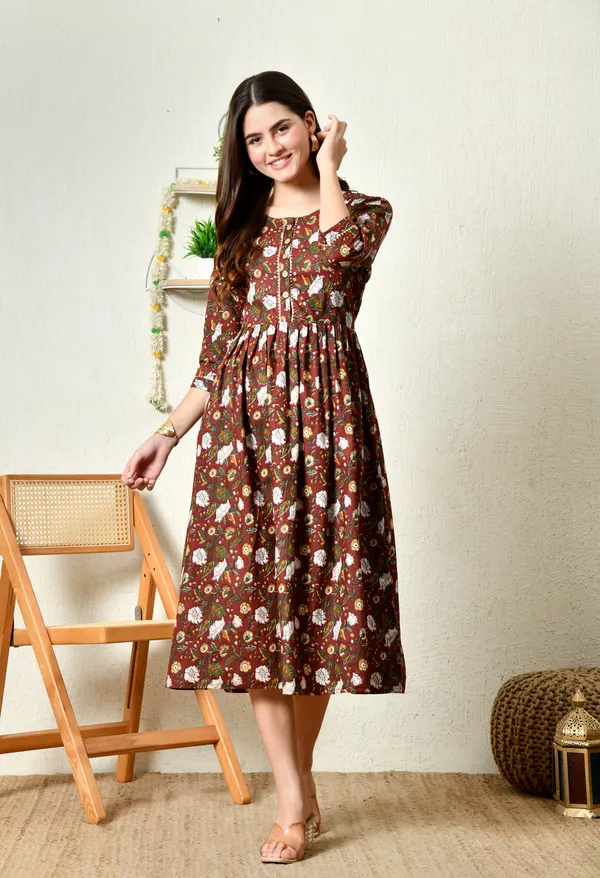 Floral_Feeding_Maternity_Kurti__For_Women