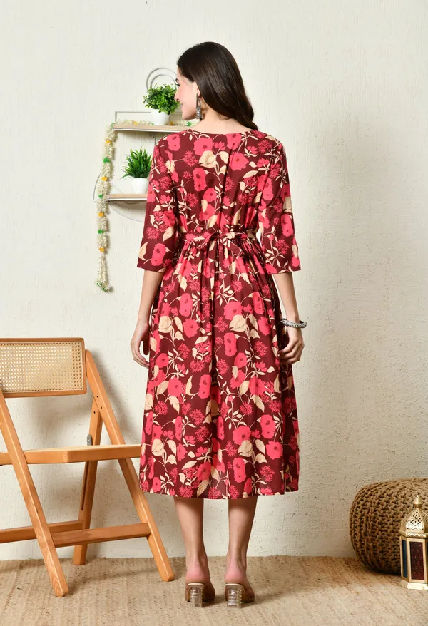 Floral_Feeding_Maternity_Kurti__For_Women