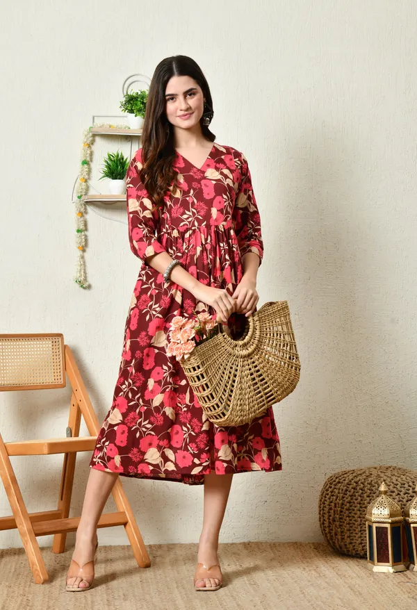 Floral_Feeding_Maternity_Kurti__For_Women