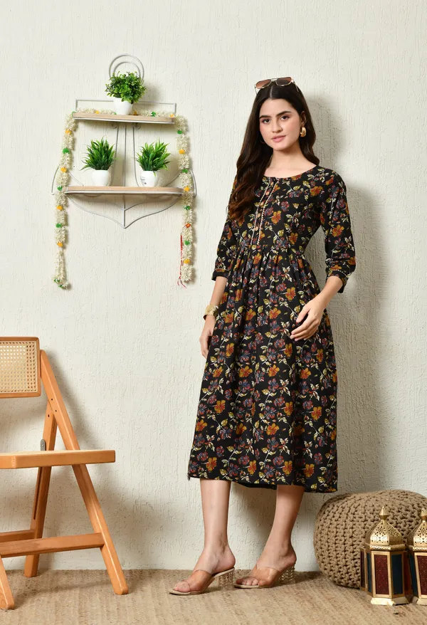 Floral_Feeding_Maternity_Kurti__For_Women