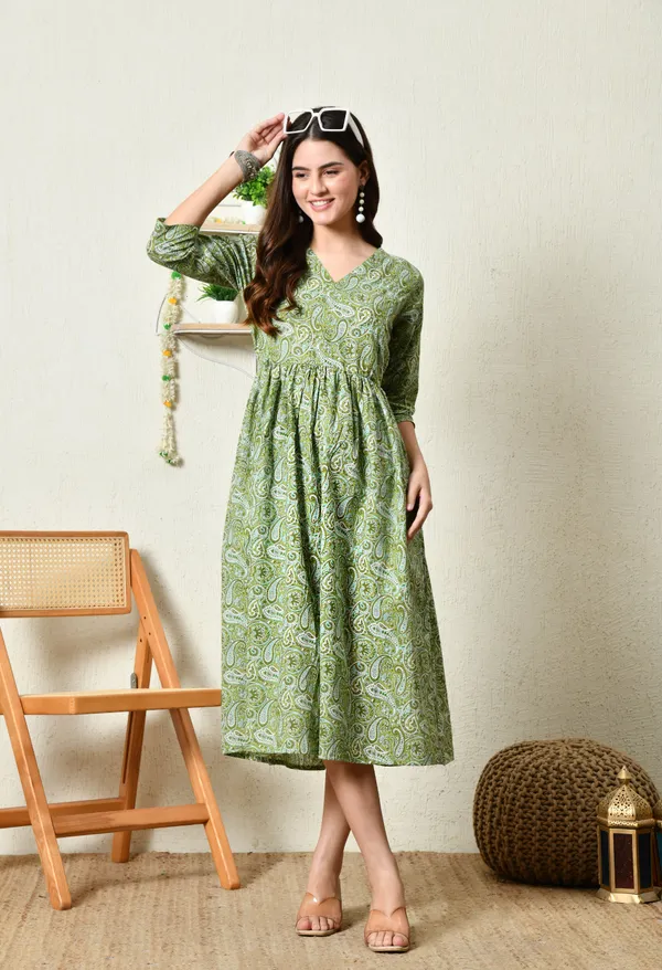 Floral_Feeding_Maternity_Kurti__For_Women