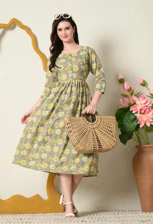 Floral_Feeding_Maternity_Kurti__For_Women