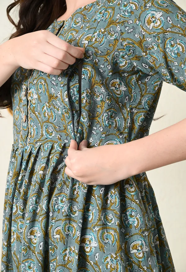 Floral_Feeding_Maternity_Kurti__For_Women
