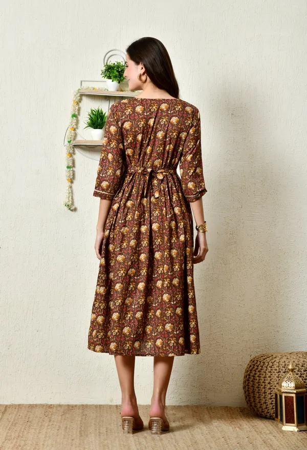 Floral_Feeding_Maternity_Kurti__For_Women