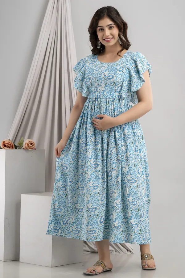 Beautiful_Maternity_Gown_For_Women