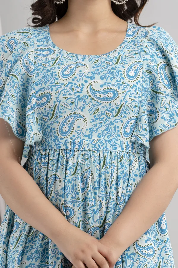 Beautiful_Maternity_Gown_For_Women