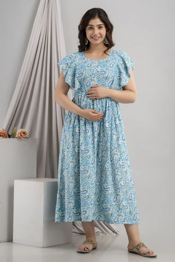 Beautiful_Maternity_Gown_For_Women
