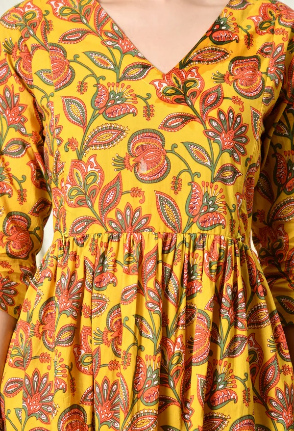 Floral_Feeding_Maternity_Kurti__For_Women