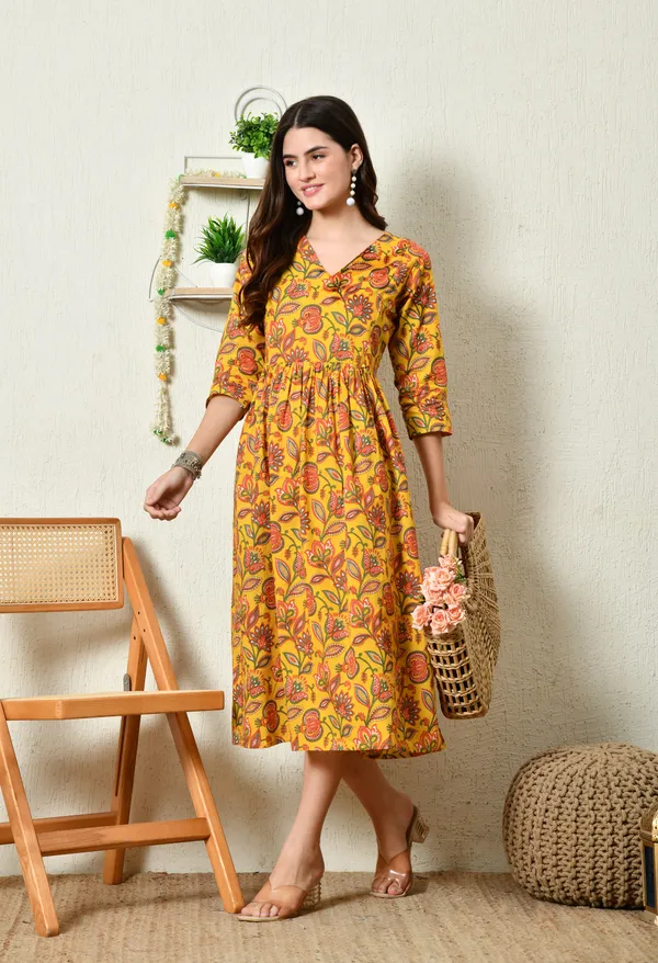 Floral_Feeding_Maternity_Kurti__For_Women