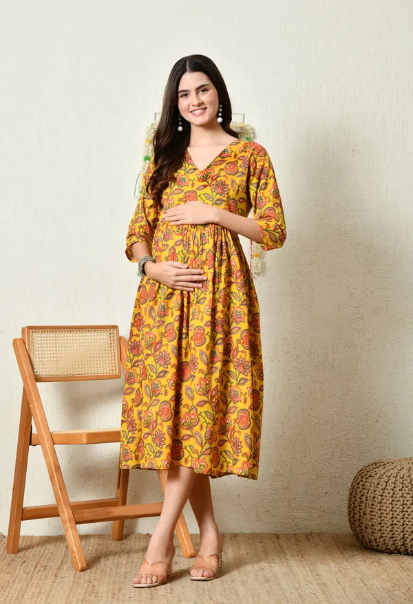 Floral_Feeding_Maternity_Kurti__For_Women