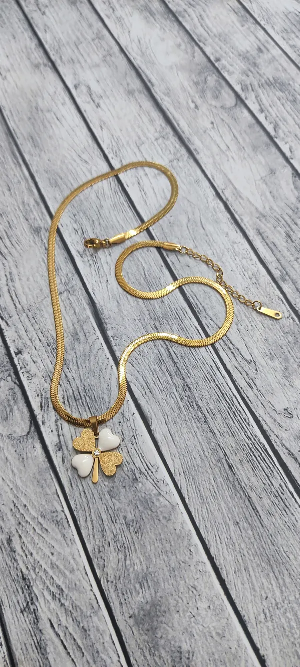 Flower_Design__Chain_Necklace
