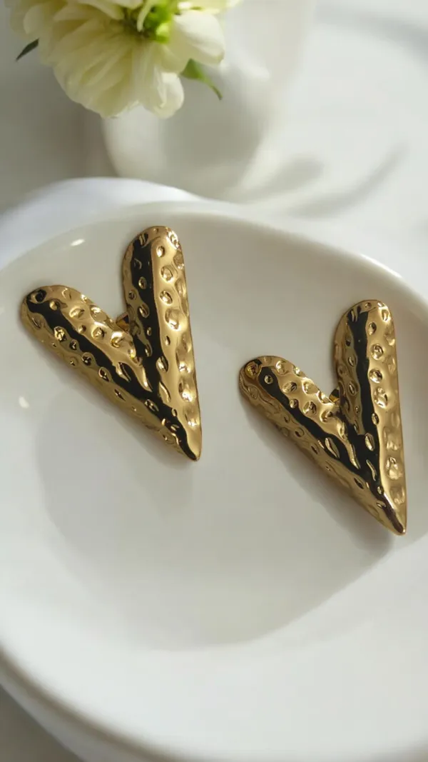 Textured_Gold_Heart-Shaped_Earrings