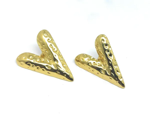 Textured_Gold_Heart-Shaped_Earrings