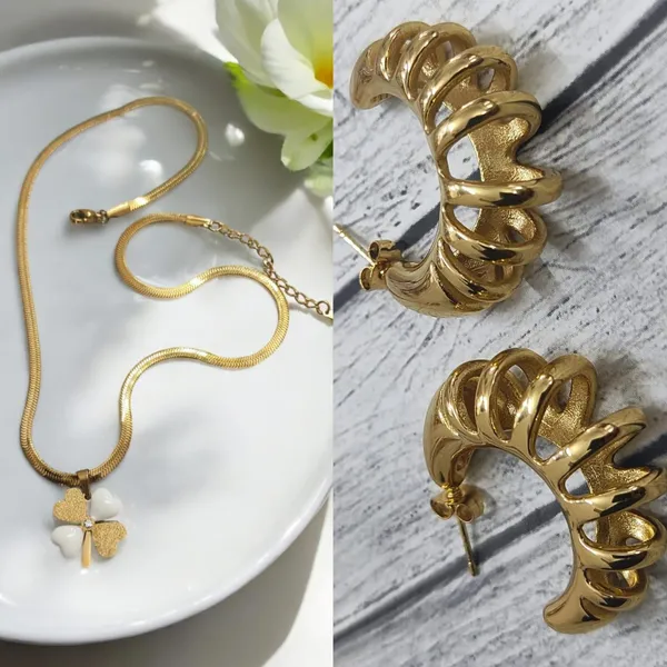 Jewelry_Gift_for_Your_Girlfriend_this_Valentine's_Day"_3_Pieces_in_combo_sets