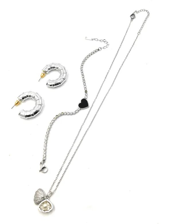 Jewelry_Gift_for_Your_Girlfriend_this_Valentine's_Day"_3_Pieces_in_combo_sets