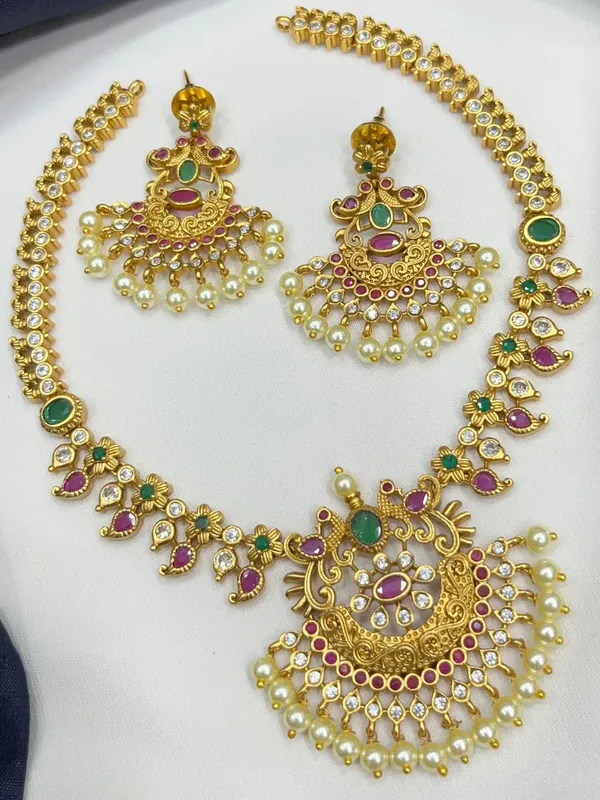 Latest_collection_of_traditional_Antique_Necklace_with_pretty_matching_chanbali_earrings_for_women_and_young_girl