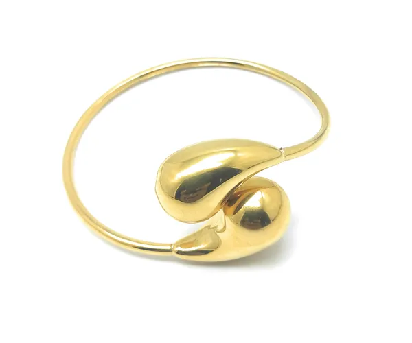 Polished_Gold_Toned_Knot_Cuff_Bracelet