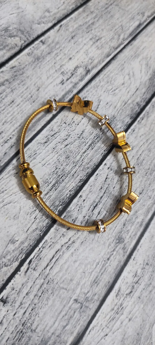 Gold_Cable_Bracelet_with_Butterfly_Charms_and_Crystal_Accents