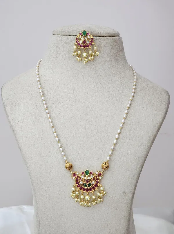 Multicolor_Elegant_Pendant_Rice_Pearl_Necklace_With_Pearl_Hanging_Earrings_For_Women