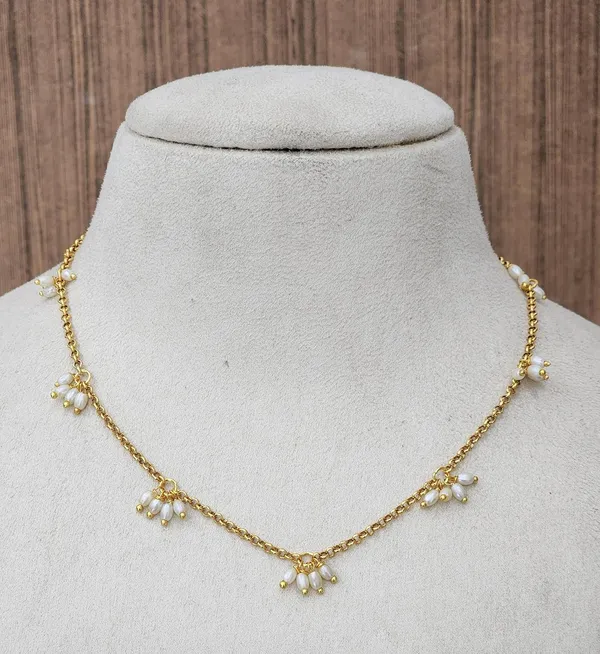 Gold_Antique_Rice_Beads_Hanging_Necklace_For_Women