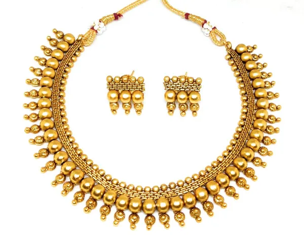 Gold_Antique_Finish_Necklace_With_Earrings_Set_For_Women