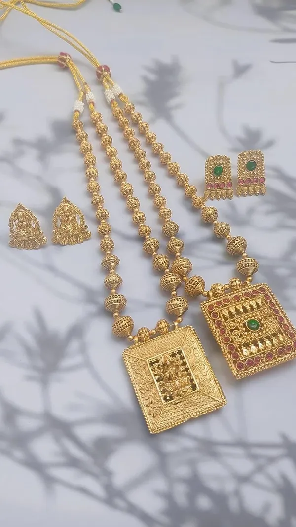 Pack_of_2_Multicolor_Two-In-One_Lakshmi_Pendant_With_Earring_Set_For_Women