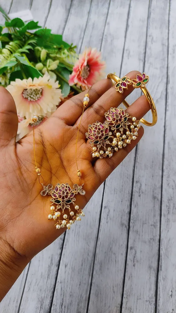 Lotus_Design_combo_set_for_women