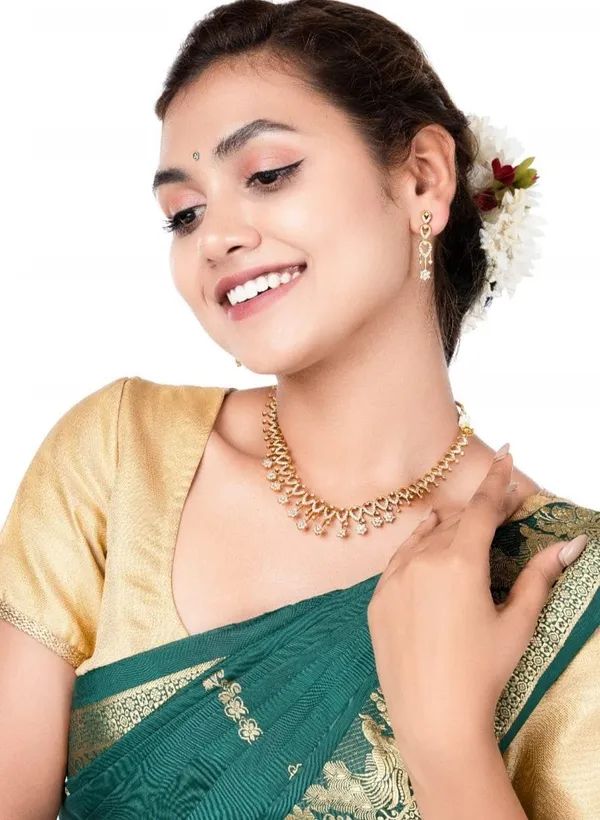 White_&_Gold_American_Diamond_Stone_Antique_Necklace_With_Earrings_Set_For_Women