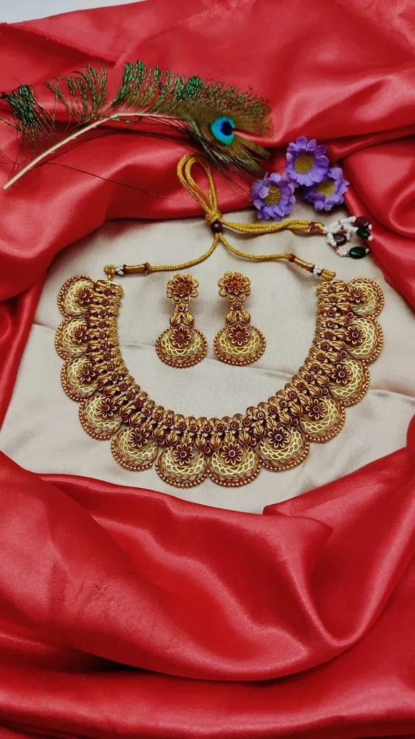 Multicolor_Traditional_Antique_Multi_Stone_Necklace_With_Earrings_For_Women