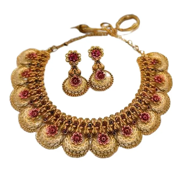 Gold_&_Red_Traditional_Antique_Red_Stone_Necklace_With_Earrings_For_Women