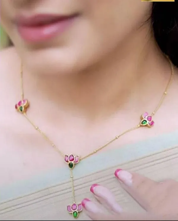 Red_Elegant_Gold-Plated_Necklace_Set_With_Pink_And_Green_Stone_Lotus_Motif_For_Women