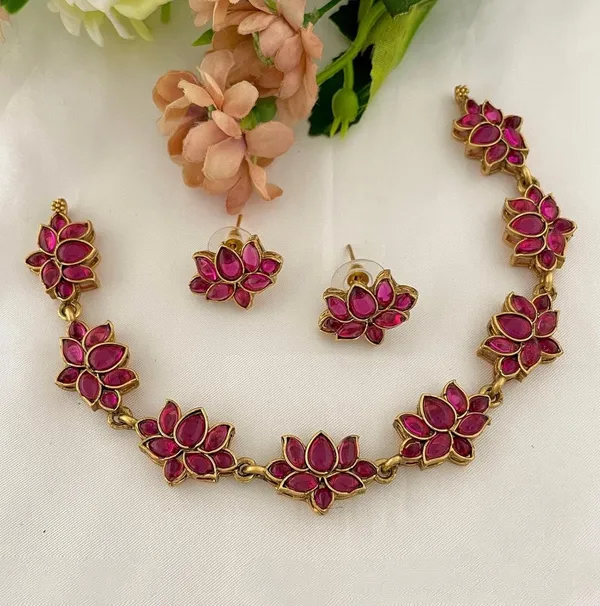 Multicolor_Antique_Lotus_Design_Necklace_With_Earrings_Set_For_Women