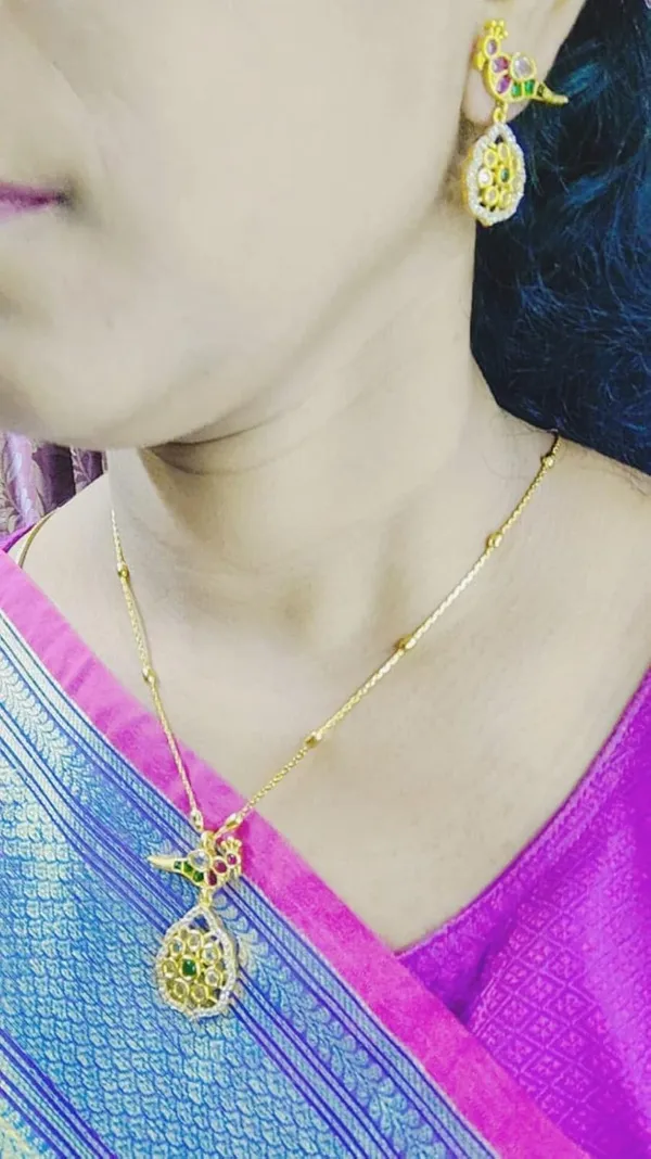 Gold_Antique_Bird_Pendant_Necklace_With_Earrings_Set_For_Women