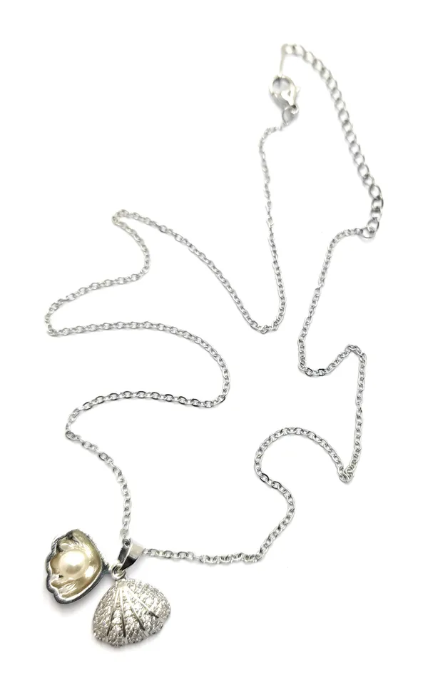 Silver_Chain_Necklace_For_Women