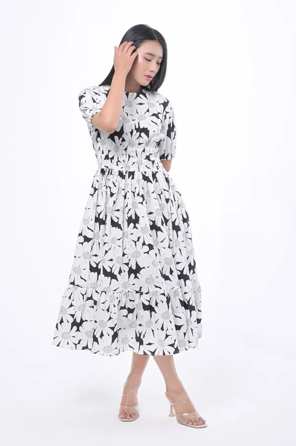 White_Poplin_Cotton_Coller_Neck_Half_Sleeve_Dress_for_Women
