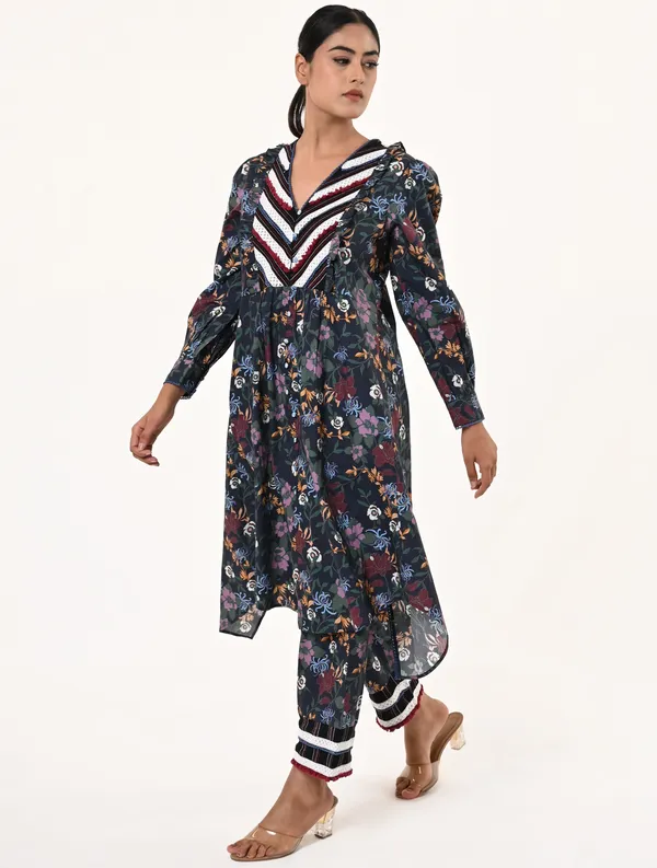 Multicolor_Cotton_V_Neck_Full_Sleeve_Dress_for_Women