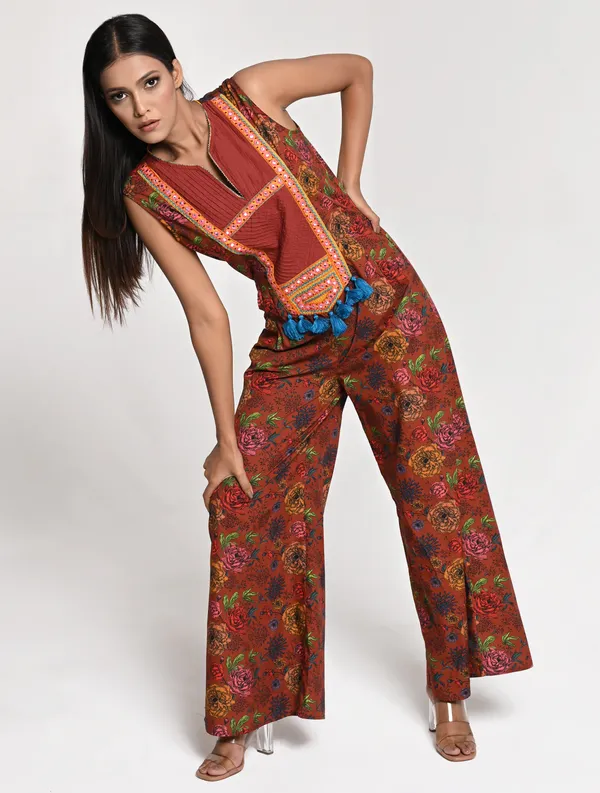 Brown_Cotton_V_Neck_Sleeveless_Jumpsuit_for_Women