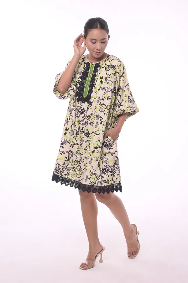 Multicolor_Modal_Satin_With_Lace_Gathered_Neck_Half_Sleeve_Dress_For_Women