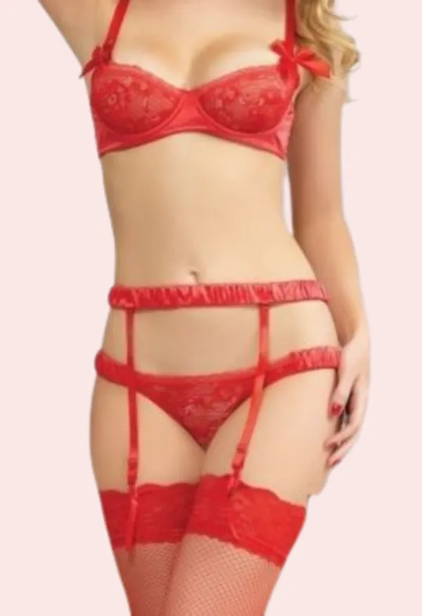 Red_Sultry_Lace_Garter_Belt_With_A_Flirty_Twist_For_Women