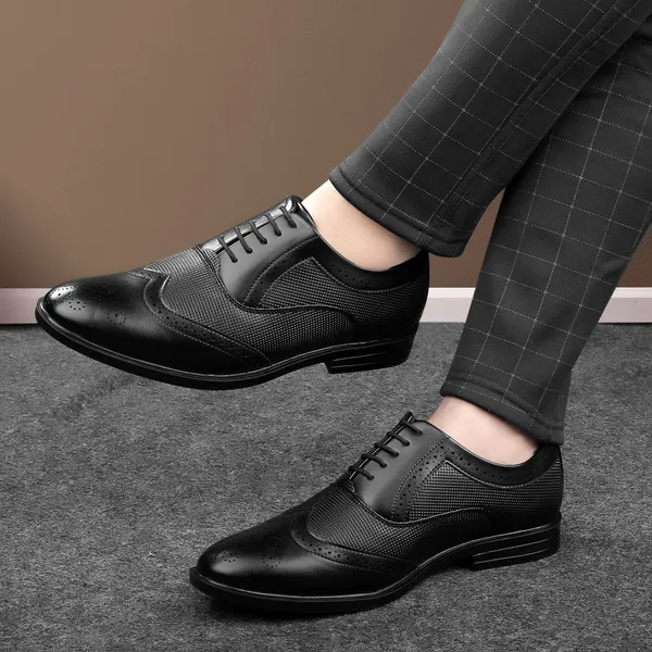 Von_Huette_Men's_Premium_Brogue_Shoe