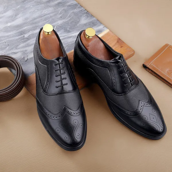 Von_Huette_Men's_Premium_Brogue_Shoe