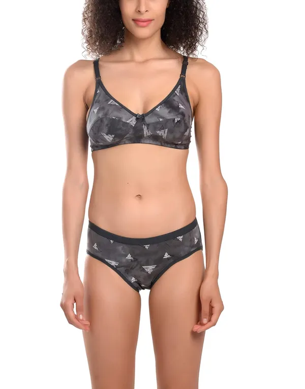 Grey_Bra-Panty_Set_for_Women_|_Cotton_Hosiery