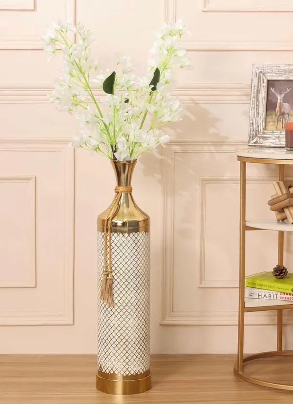 Weston__Crafts_Premium_Gold-Finished_Decorative_Metal_Vase_|_Elegant_Floor_or_Tabletop_Flower_Vase_with_Lattice_Pattern_&_Tassel_Detail_|_Modern_Home_Decor_for_Living_Room,_Office,_or_Festive_Gifting_(White_&_Gold)