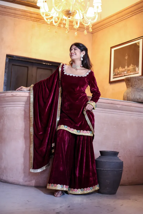 Maroon_Gota_Lace_Neckline_Work_Premium_Velvet_Suit_Set_For_Women