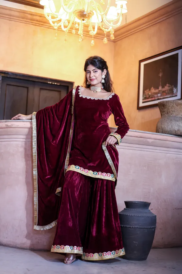 Maroon_Gota_Lace_Neckline_Work_Premium_Velvet_Suit_Set_For_Women