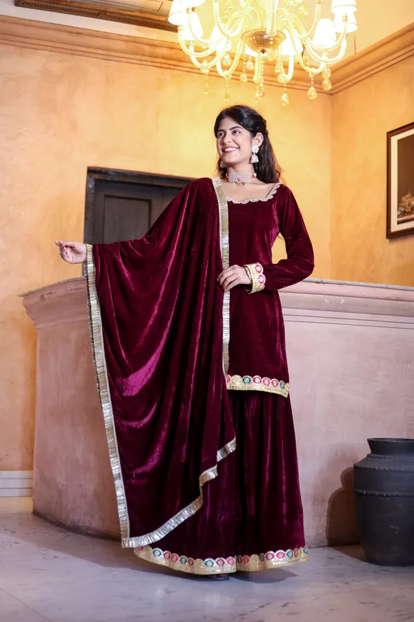 Maroon_Gota_Lace_Neckline_Work_Premium_Velvet_Suit_Set_For_Women