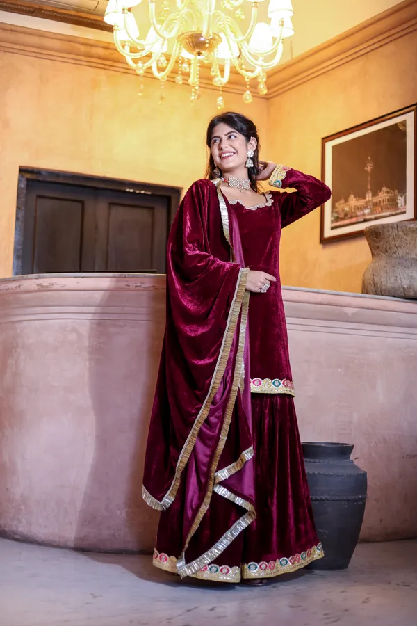 Maroon_Gota_Lace_Neckline_Work_Premium_Velvet_Suit_Set_For_Women